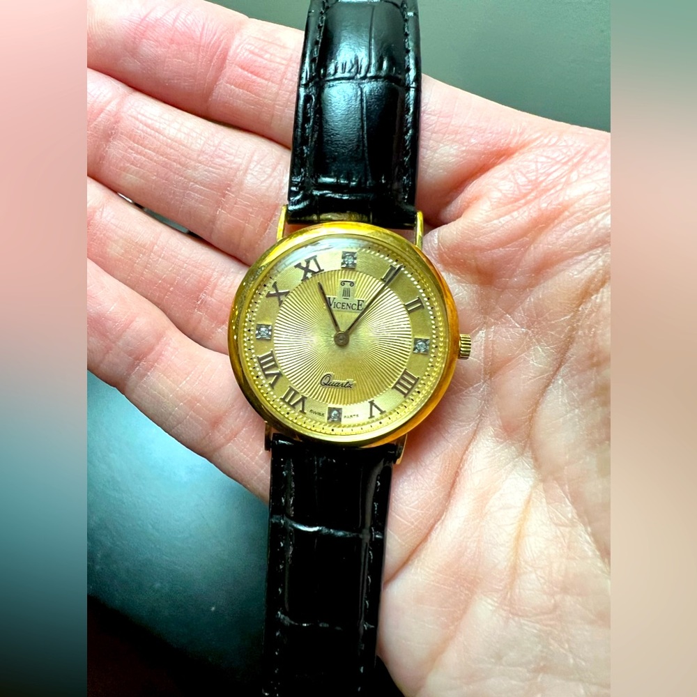 Vicence 14k gold watch